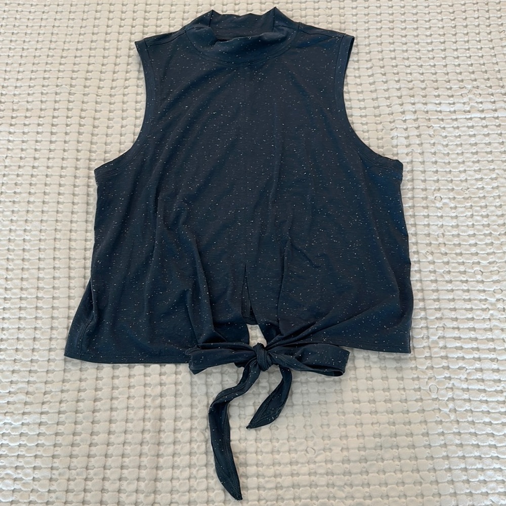 Lululemon time to restore mock neck tank top